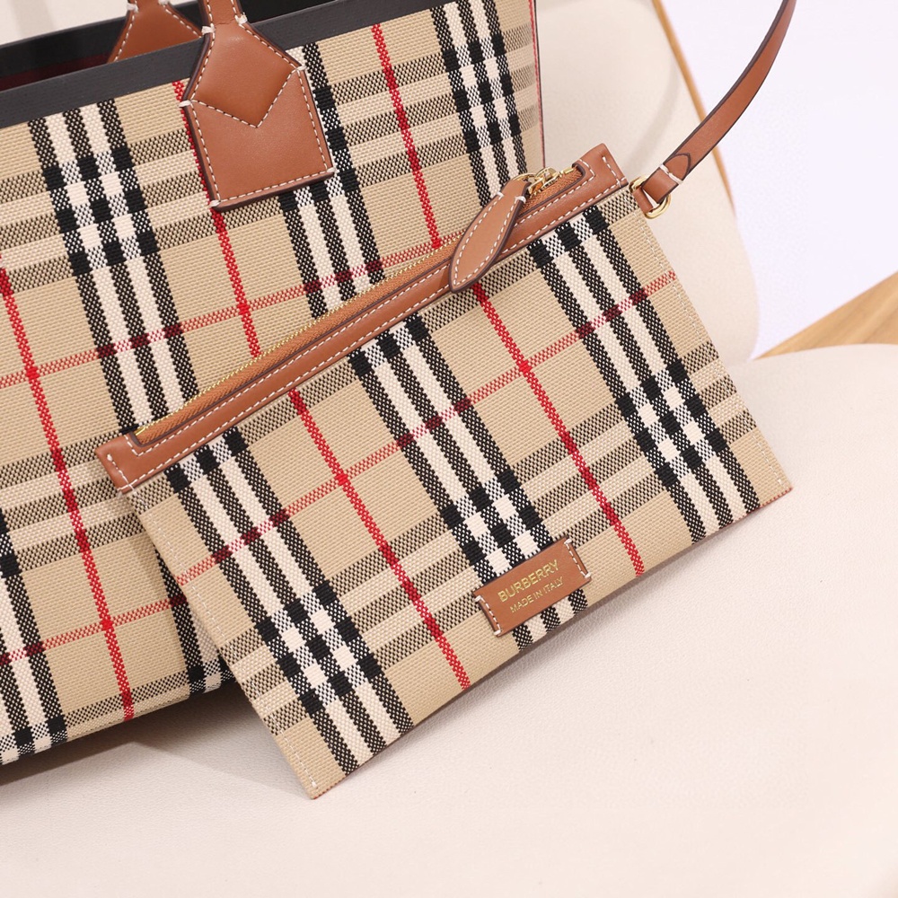 [버버리] 121160 Burberry Bag 버버리 런던 토트백 35x11x27cm 51.3x18.5x29cm