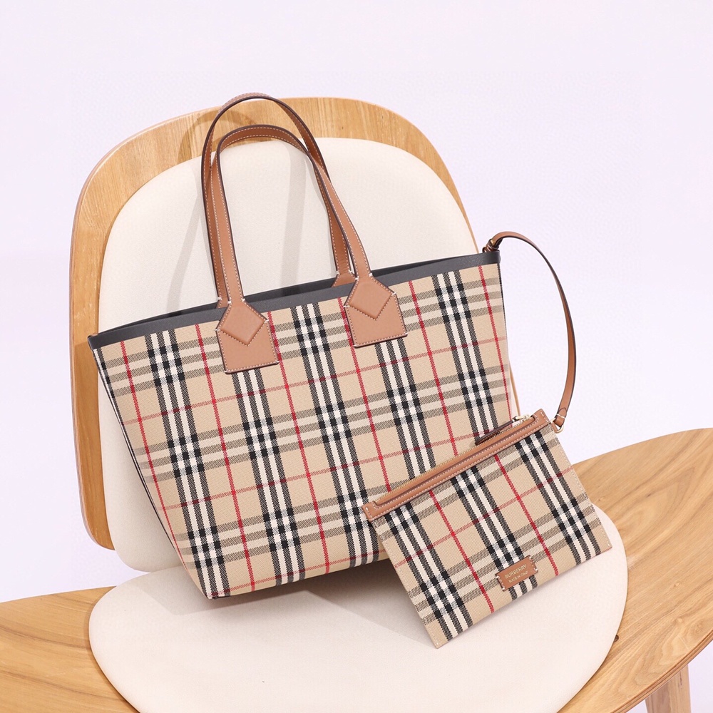 [버버리] 121160 Burberry Bag 버버리 런던 토트백 35x11x27cm 51.3x18.5x29cm