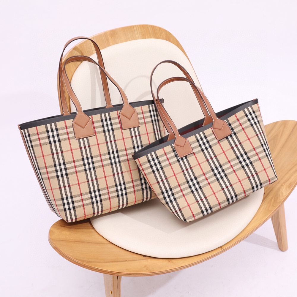 [버버리] 121160 Burberry Bag 버버리 런던 토트백 35x11x27cm 51.3x18.5x29cm