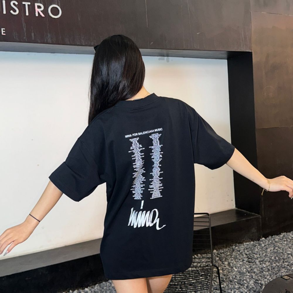 [발렌시아가] BALENCIAGA  포트리트 & 포스트앨범 프린트 티셔츠