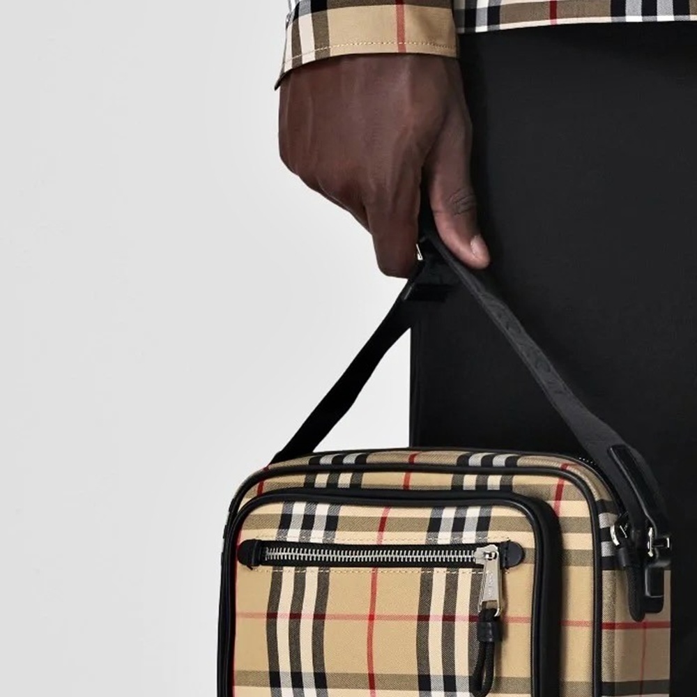 [버버리] 801594  Burberry Bag 버버리 빈티지 체크 미니 카메라백 22 x 11 x 16 cm