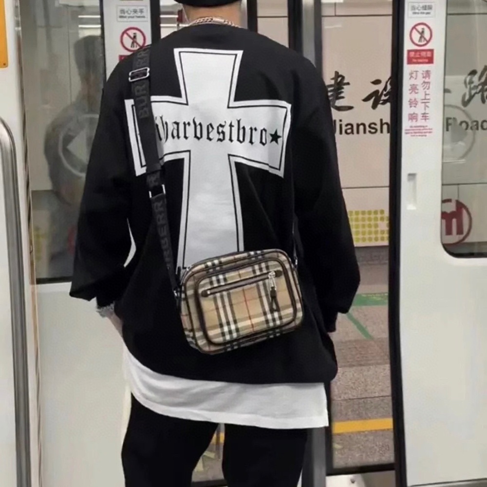 [버버리] 801594  Burberry Bag 버버리 빈티지 체크 미니 카메라백 22 x 11 x 16 cm