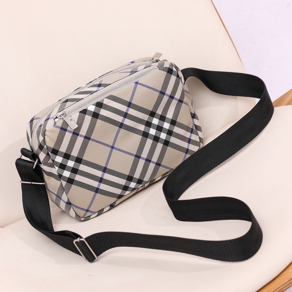 [버버리] Burberry Bag 버버리 버버리 빈티지 체크 카메라백 25X12X18cm 33X11X18cm