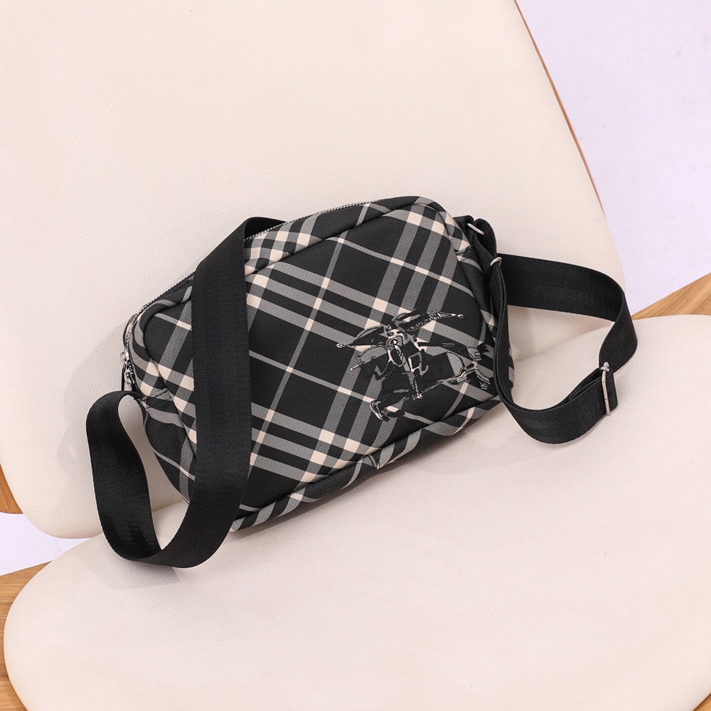 [버버리] Burberry Bag 버버리 버버리 빈티지 체크 카메라백 25X12X18cm 33X11X18cm