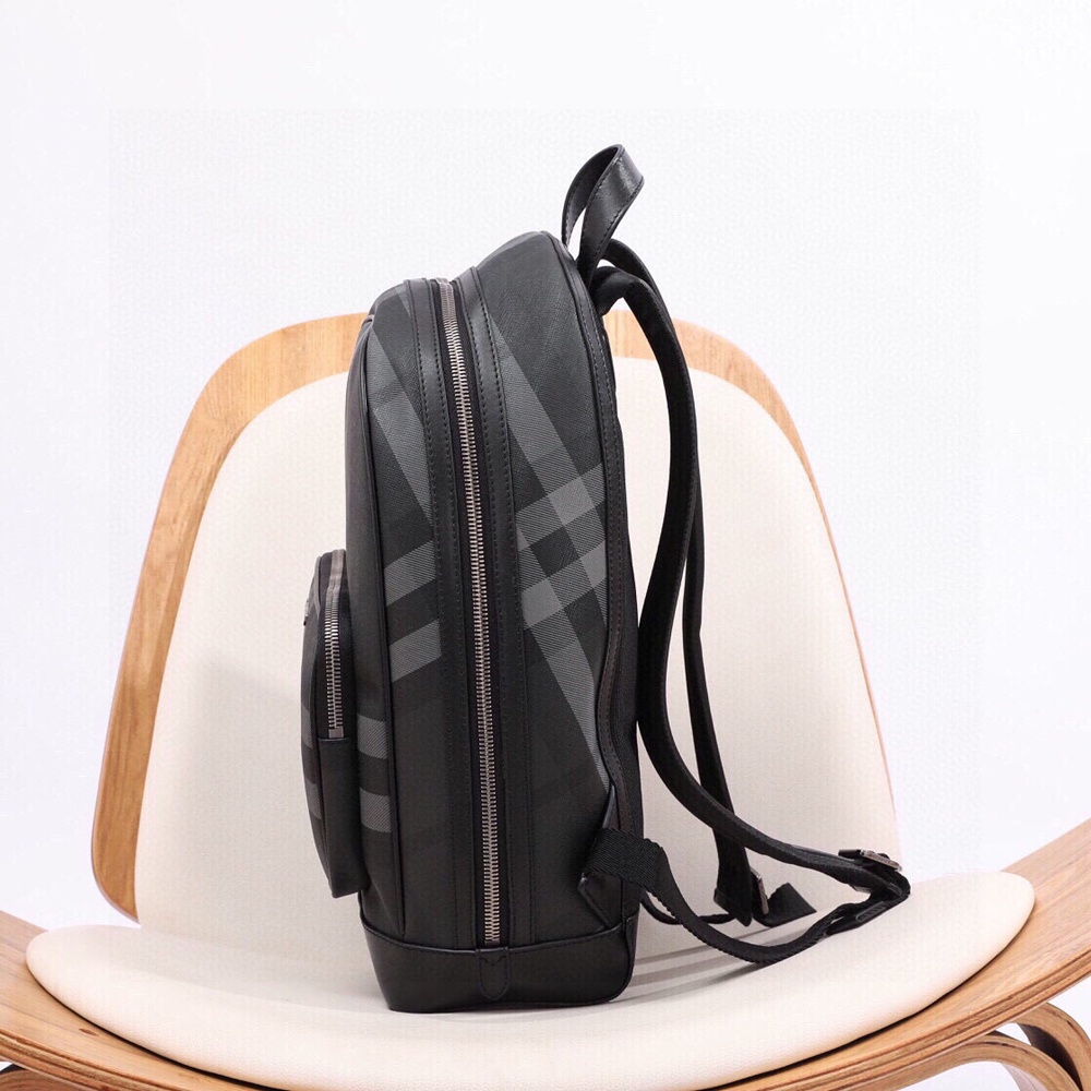 [버버리] Burberry Bag 버버리 블랙 클래식로고 공용 백팩 30.5 x 14.5 x 42.5 cm