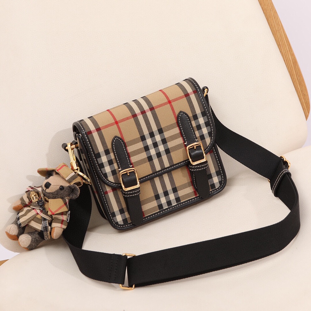 [버버리] Burberry Bag 버버리 빈티지 체크 크로스바디 백 18X16X7cm