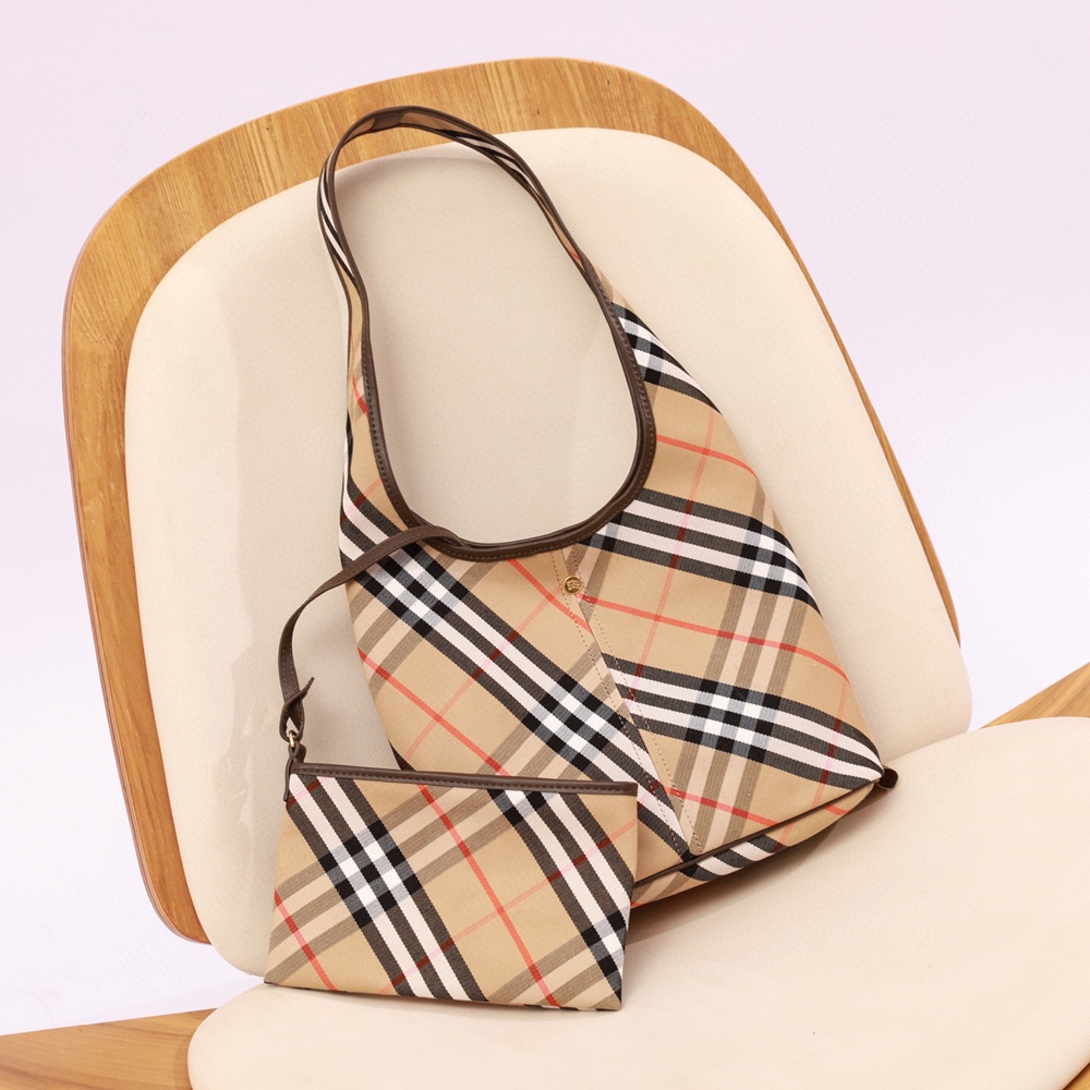 [버버리] Burberry Bag 버버리 빈티지 체크 호보 백 26.5X13.5X46