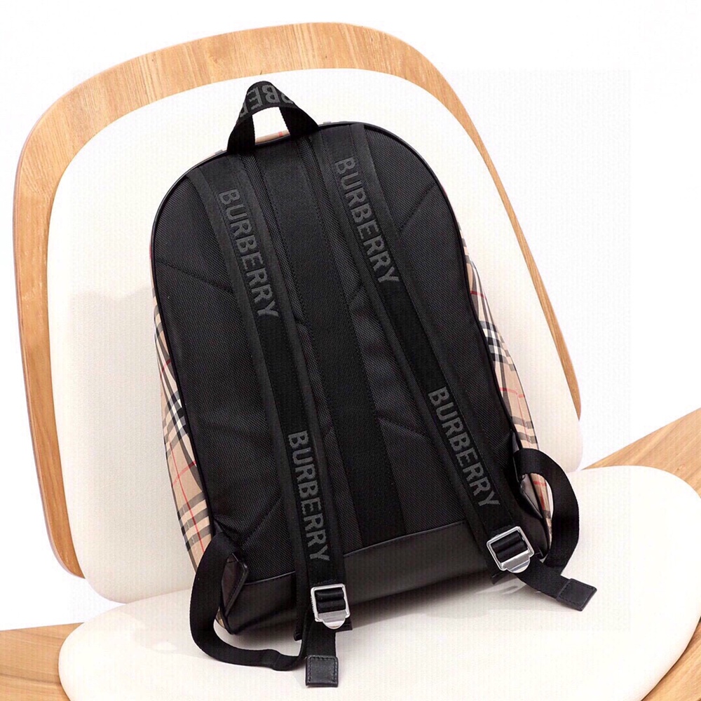 [버버리] Burberry Bag 버버리 빈티지체크 클래식로고 공용 백팩 30.5 x 14.5 x 42.5 cm