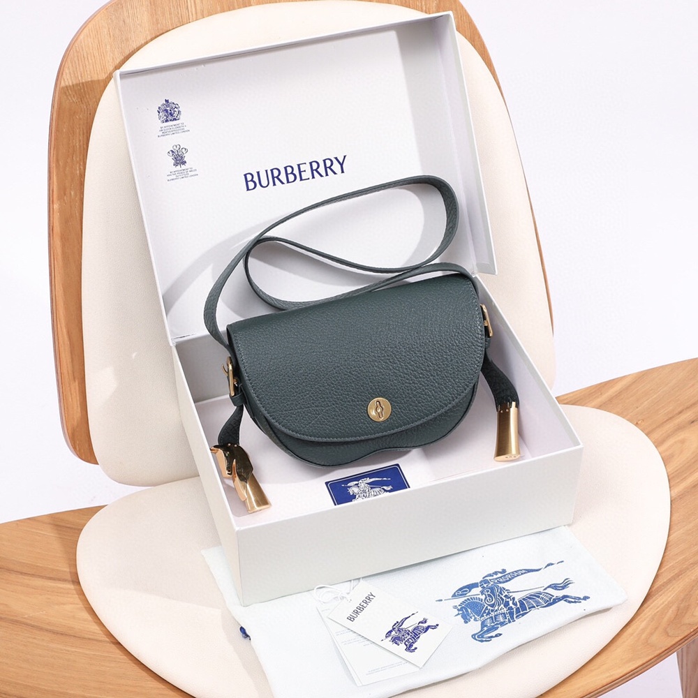 [버버리] Burberry Bag 버버리 체스 사첼 숄더 백 Chess Satchel BagDaniel Lee 25X6.5X17.5cm