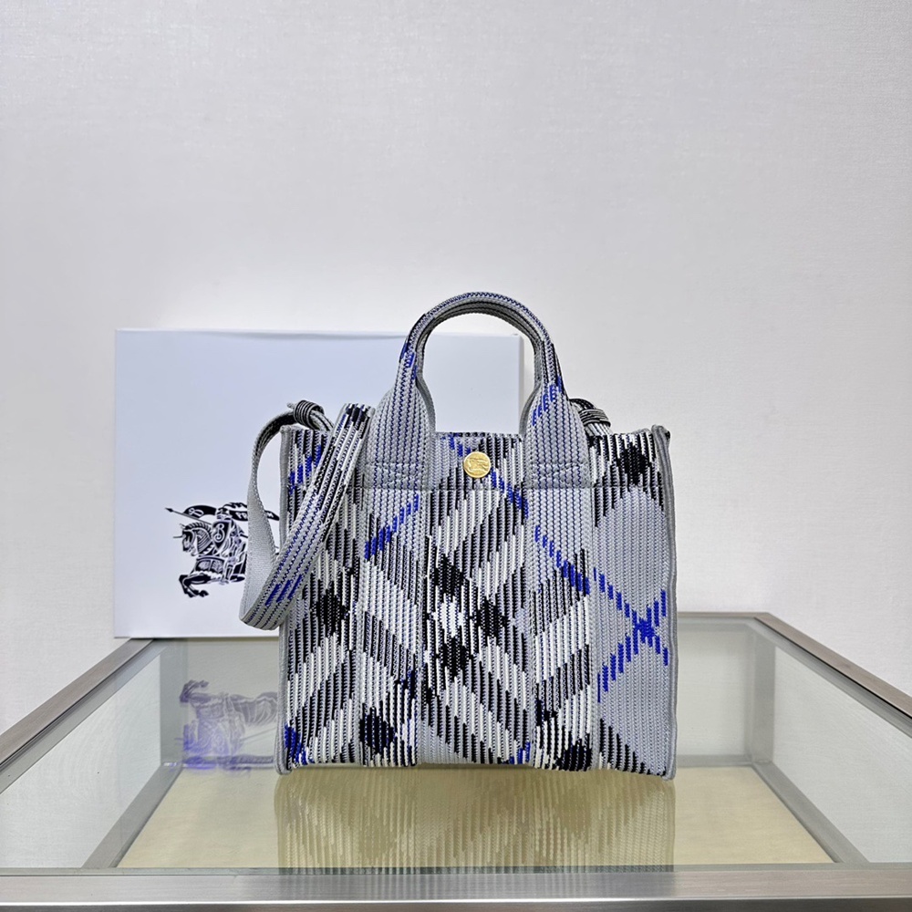 [버버리] Burberry Bag 버버리 체크 나이론 크로스 겸 토트 백 25 x 11 x 22 cm