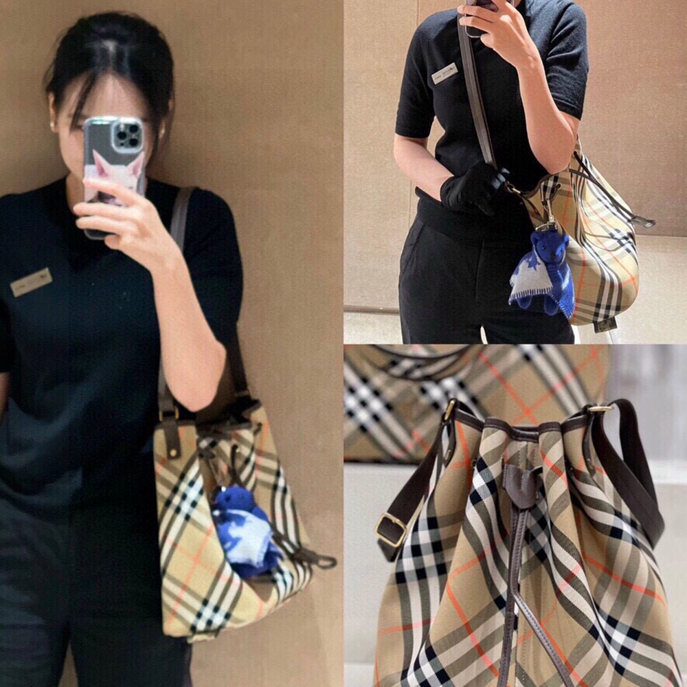 [버버리] Burberry Bag 버버리 체크 스몰 버킷백 16x10.5x18cm 17.5x10