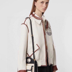 [버버리] Burberry Bag 버버리 호스페리 로고 캔버스 레더 미니 포켓백 19X15X5cm 23X26cm (