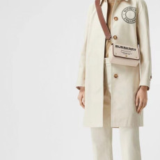 [버버리] Burberry Bag 버버리 호스페리 로고 캔버스 레더 미니 포켓백 19X15X5cm 23X26cm