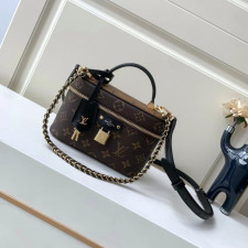 [루이비통] LOUIS VUITTON-베니티 체인 파우치