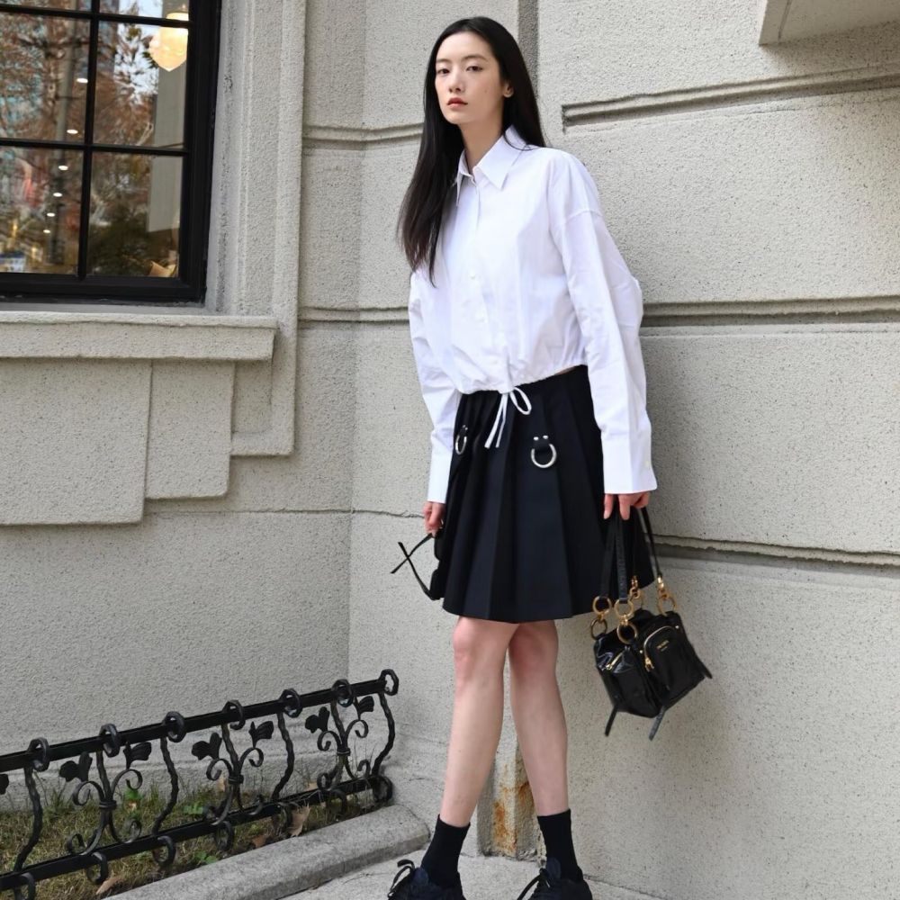 [프라다] PRADA 숏 드로우스트링 셔츠