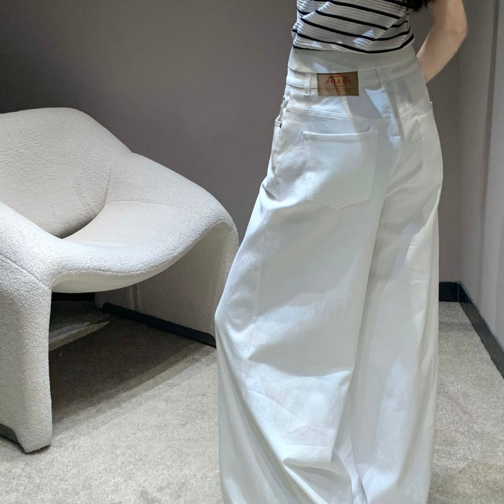 [프라다] PRADA 크루즈 빅 와이트렉 화이트 진