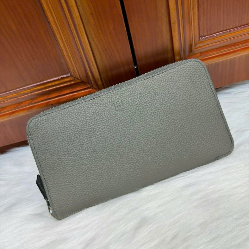 [에르메스]HERMES- 실크 인 클래식 지퍼 지갑 – Gris Mouette  Silver