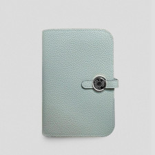 [에르메스] HERMES-Dogon 여권 지갑 Togo – Bleu Ciel  Silver