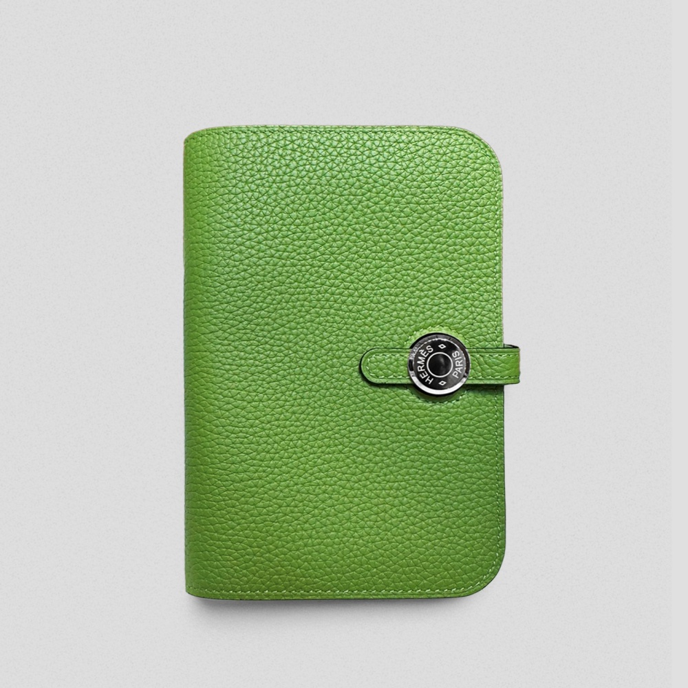 [에르메스] HERMES-Dogon 여권 지갑 Togo – Apple Green  Silver