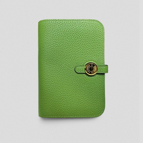 [에르메스]HERMES- Dogon 여권 지갑 Togo – Apple Green  Gold