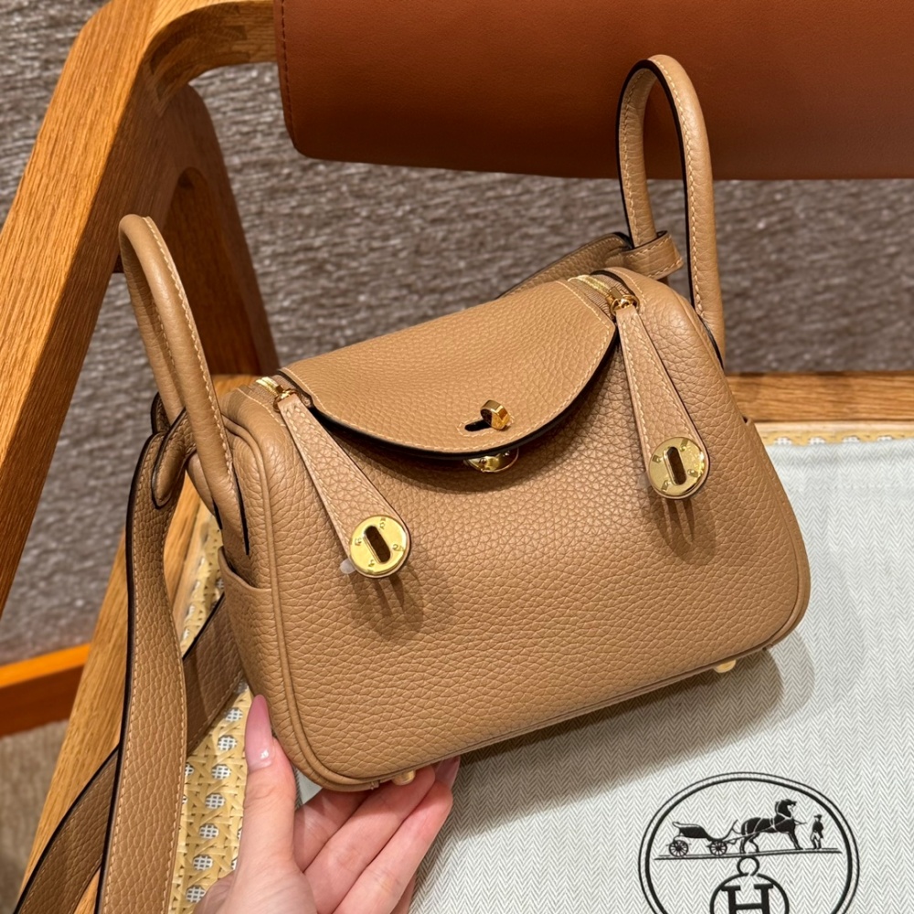 [에르메스] HERMES- 린디 미니 토고 골드 실버