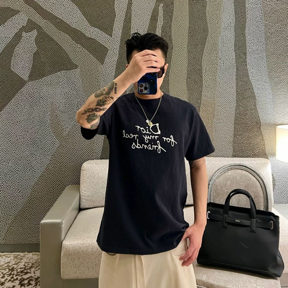 [디올] DIOR 패치 시그니처 자수 티셔츠