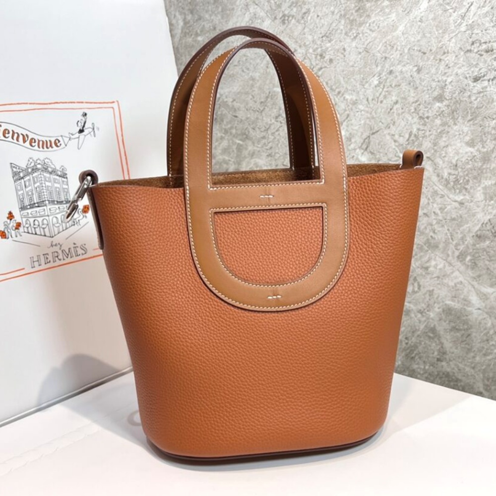 [에르메스] HERMES-In The Loop 18cm Clemence Noir – Silver