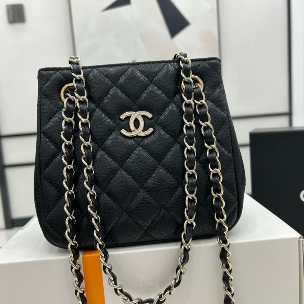 [샤넬] CHANEL 클래식 미니 버킷백 캐비어