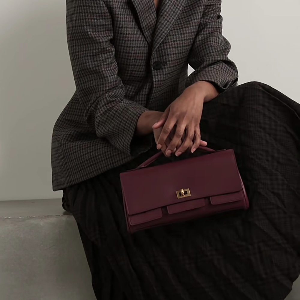 [발렌시아가] Balenciaga Air Clutch 발렌시아가 벨 에어 클러치 26x15x5cm