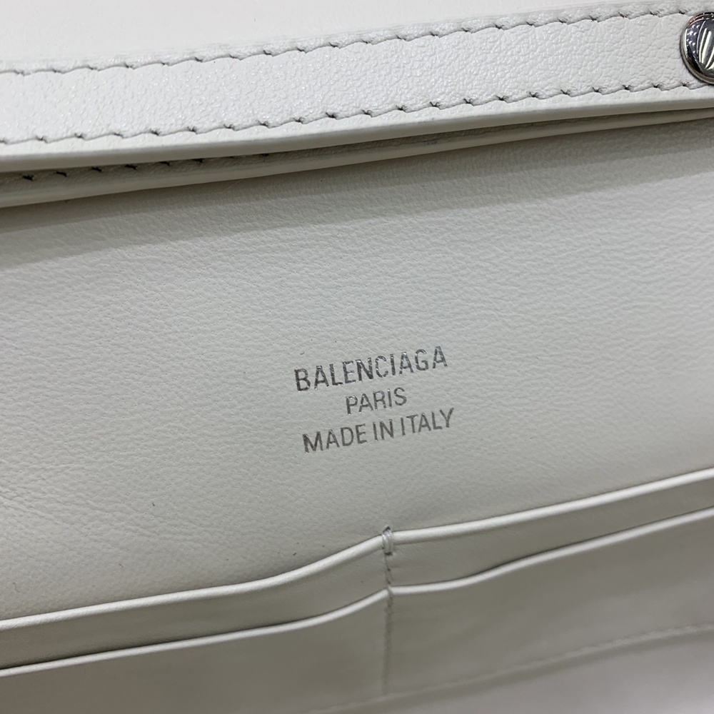 [발렌시아가] Balenciaga Air Clutch 발렌시아가 벨 에어 클러치 26x15x5cm
