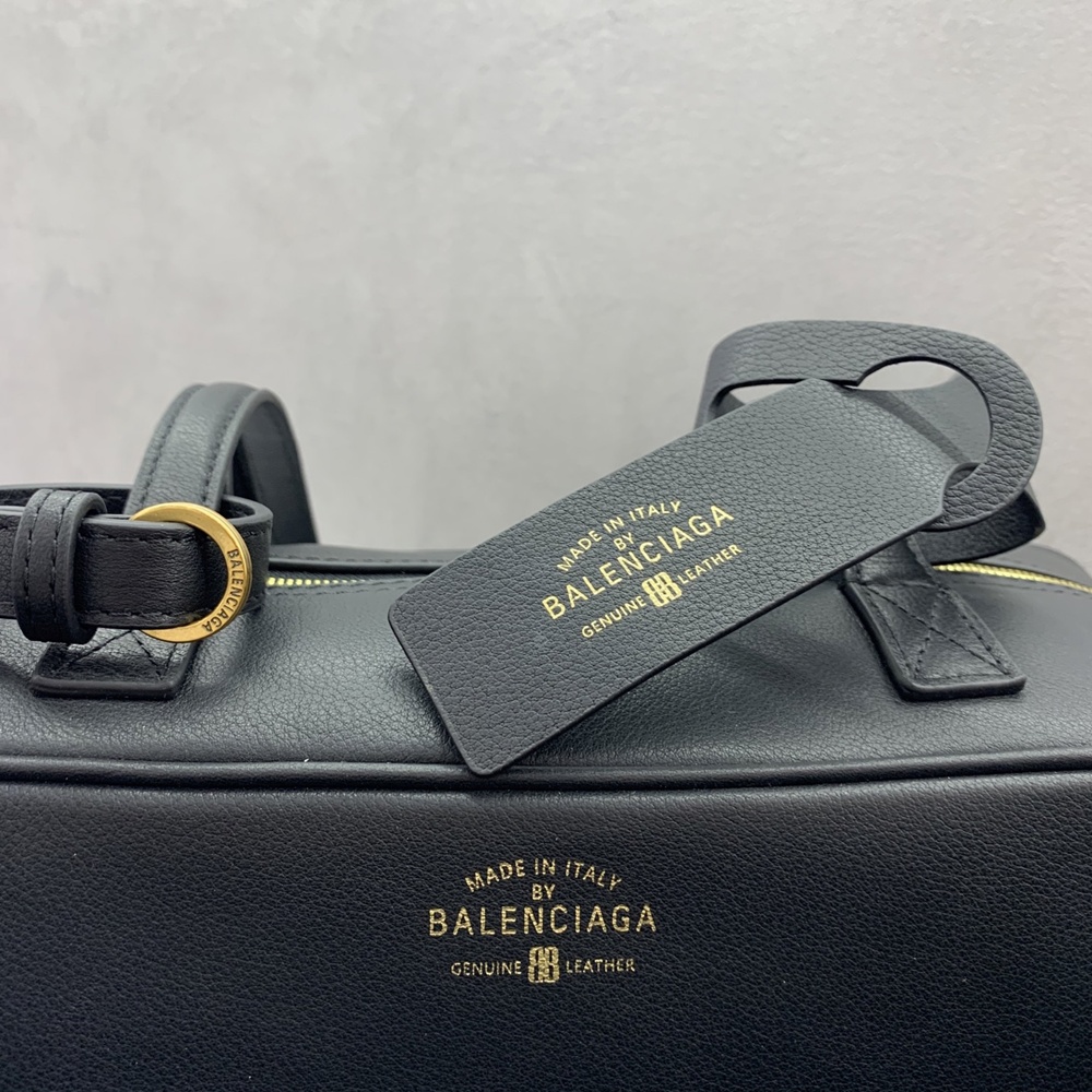 [발렌시아가] Balenciaga carrie bowling 캐리 볼링 백 36x18x14.5cm 33x12x12cm