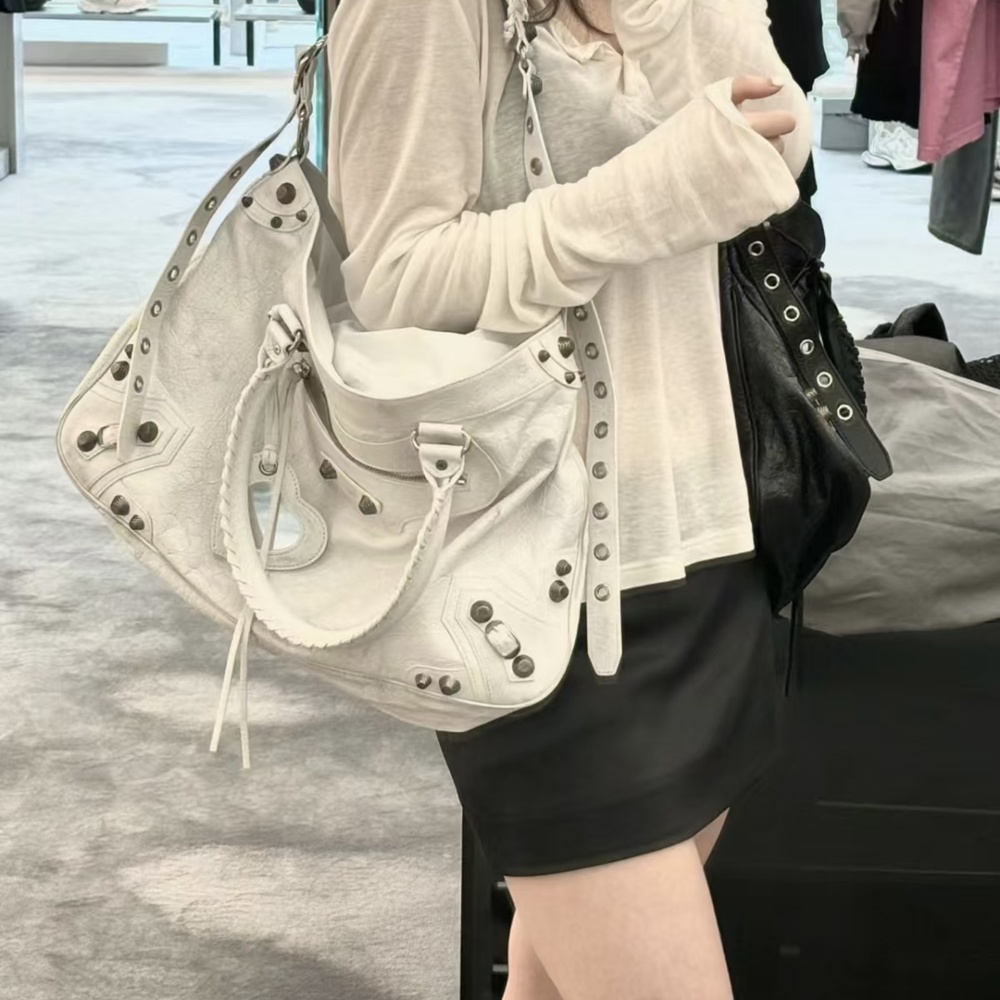 [발렌시아가] Balenciaga neo cagole xl plus 네오 카골 숄더 백 46.5×30×13cm