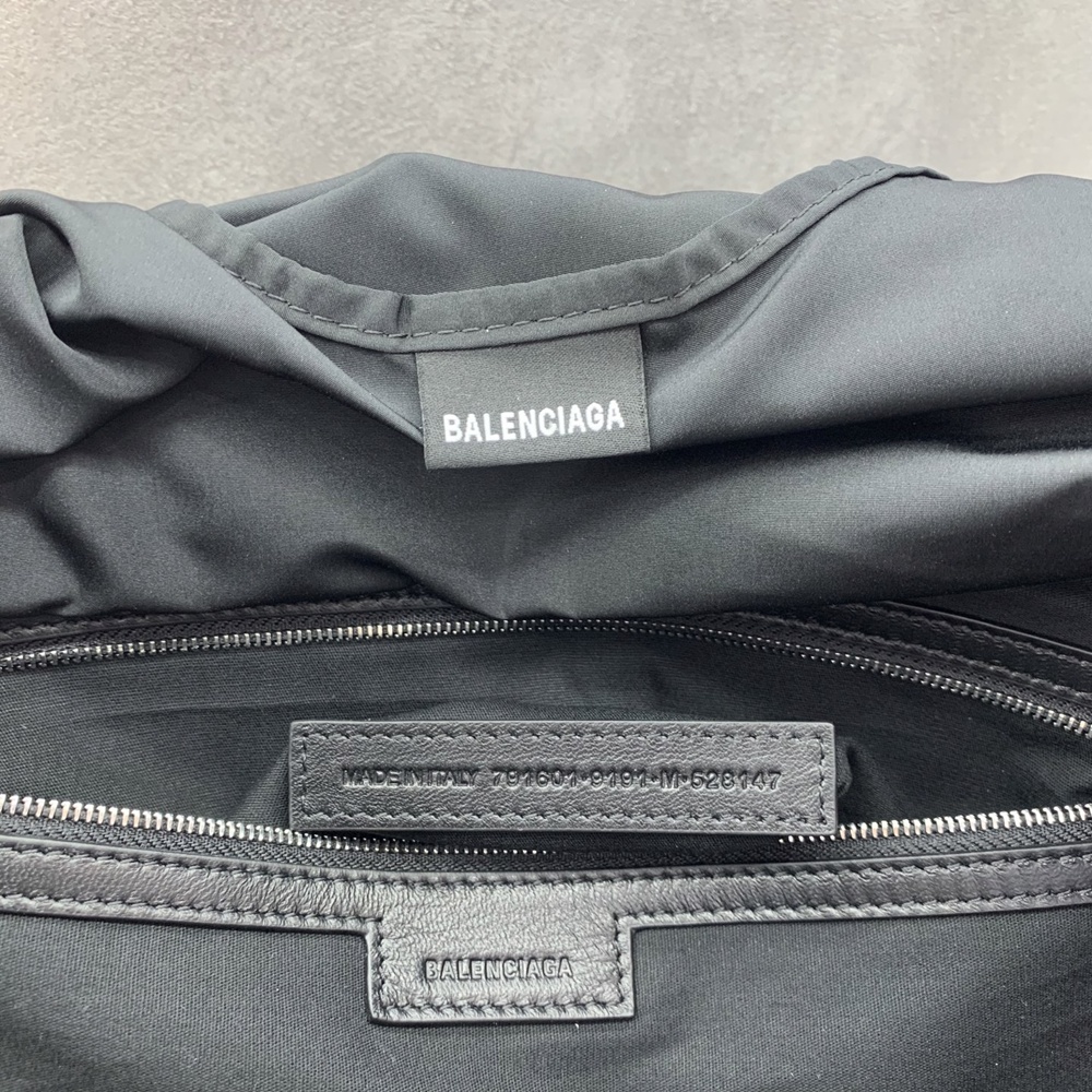 [발렌시아가] Balenciaga neo cagole xl plus 네오 카골 숄더 백 46.5×30×13cm