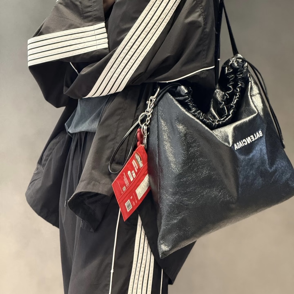 [발렌시아가] Balenciaga SHOPPER DUSTBAG 더스트 크로스바디 쇼퍼 백 48x48cm