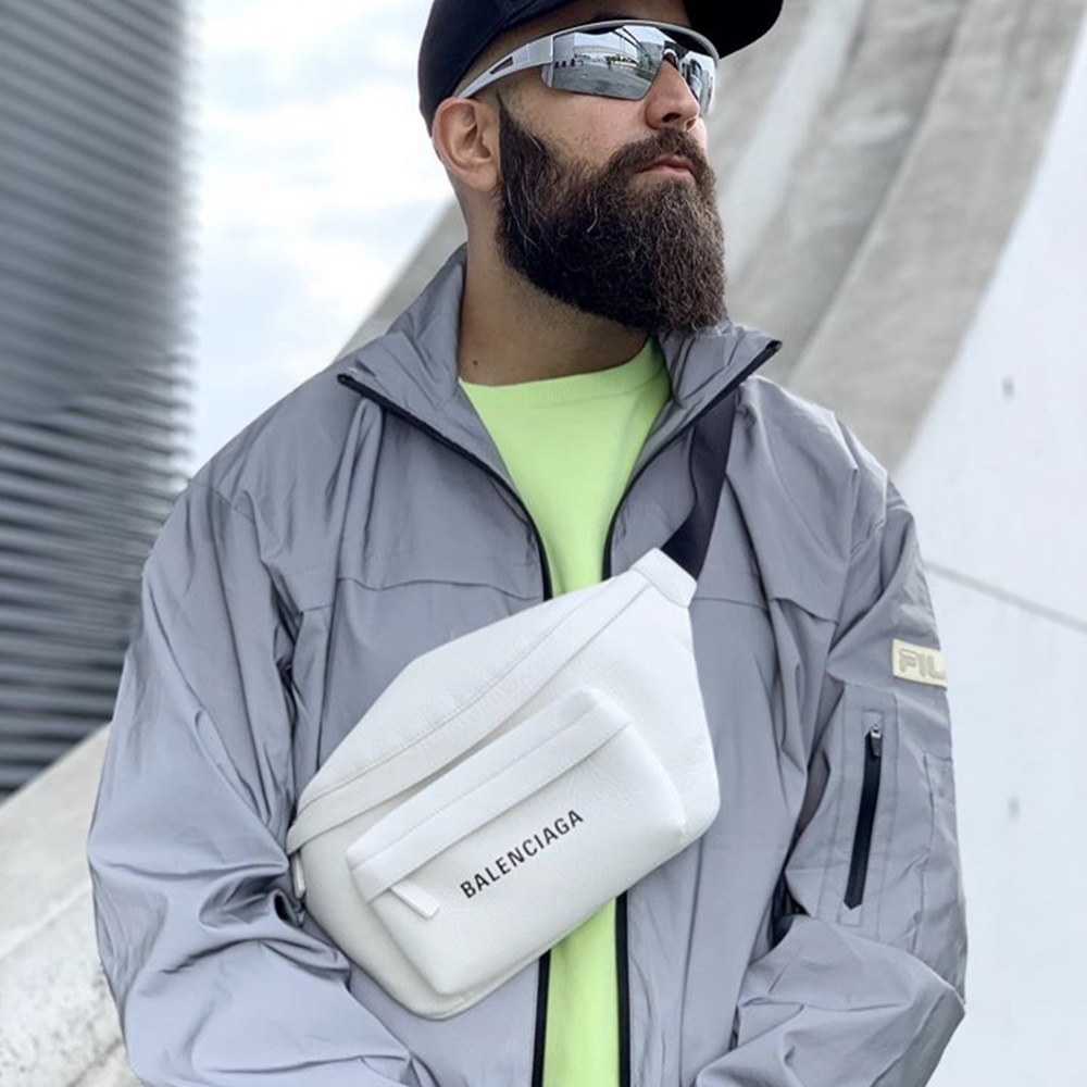 [발렌시아가] Balenciaga 로고 메신저 백 40x24x18cm