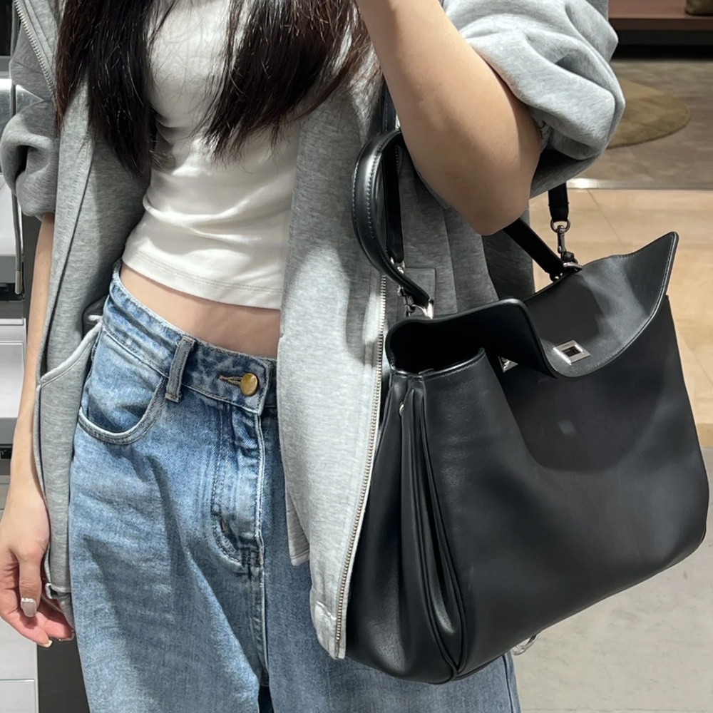 [발렌시아가] Balenciaga 로데오 3사이즈 토트 벡 Balenciaga Rodeo bag 40x30x13cm 35x23x11cm 23x10x8cm