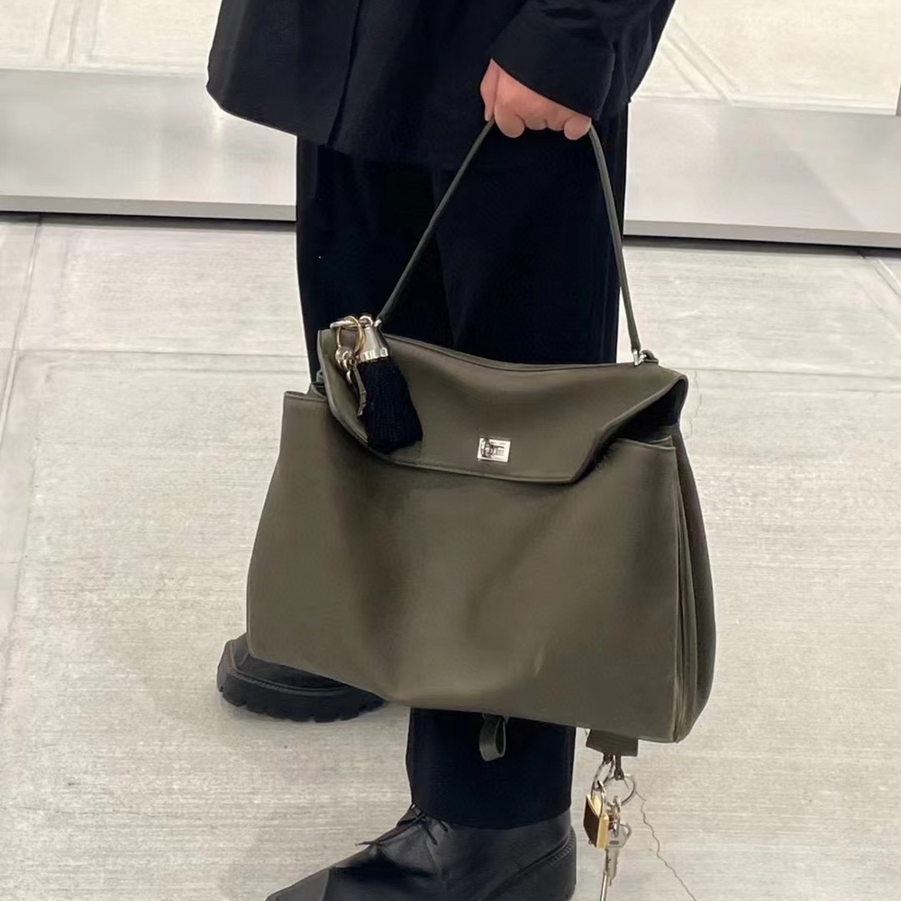 [발렌시아가] Balenciaga 로데오 3사이즈 토트 벡 Balenciaga Rodeo bag 40x30x13cm 35x23x11cm 23x10x8cm