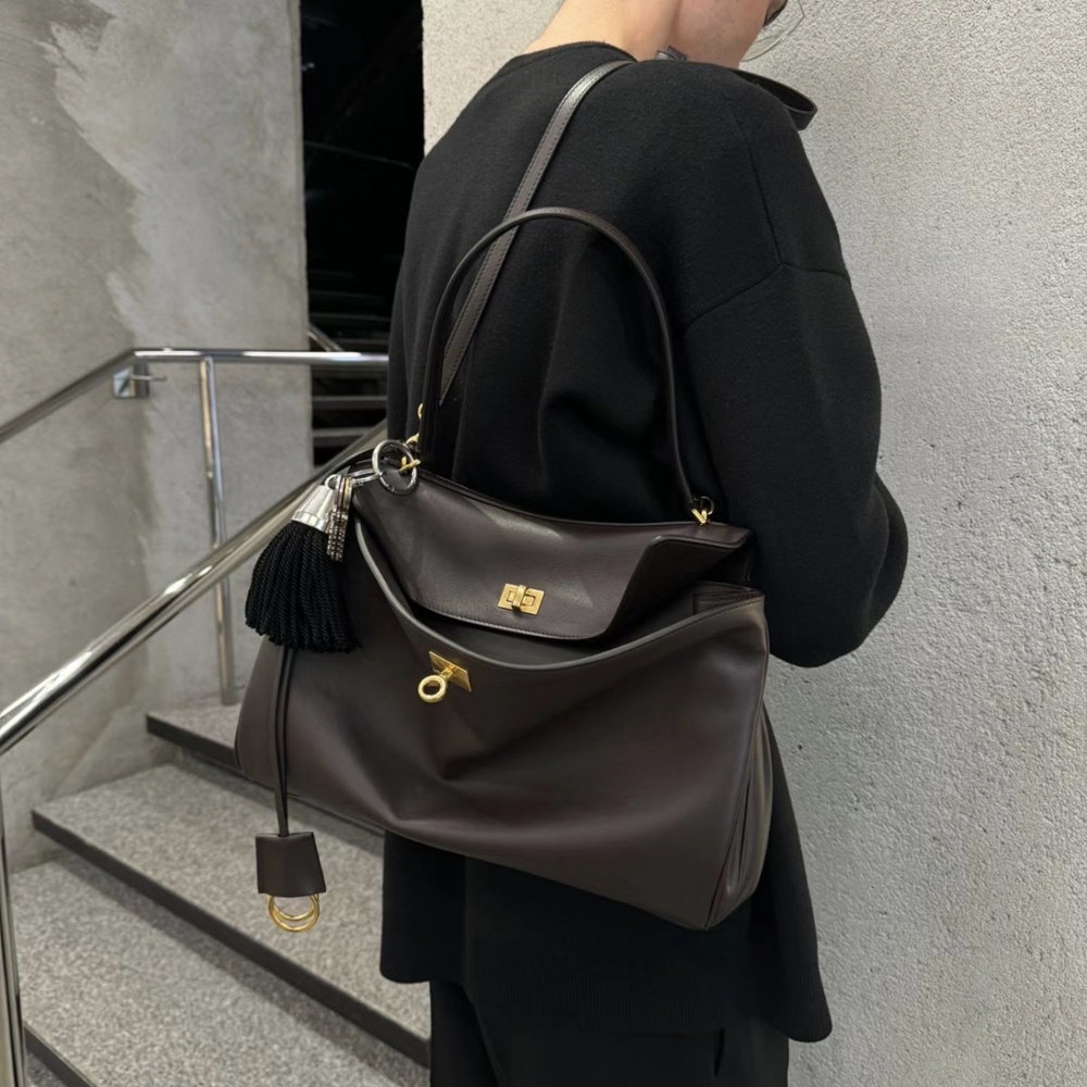 [발렌시아가] Balenciaga 로데오 3사이즈 토트 벡 Balenciaga Rodeo bag 40x30x13cm 35x23x11cm 23x10x8cm