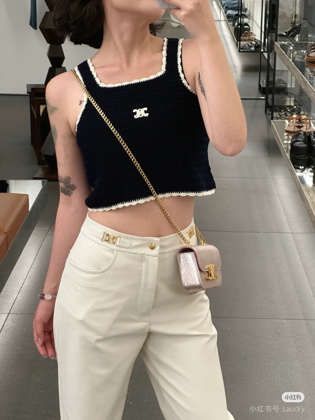 [셀린느] CELINE 크로켓 트리옴프 니트 슬리브리스