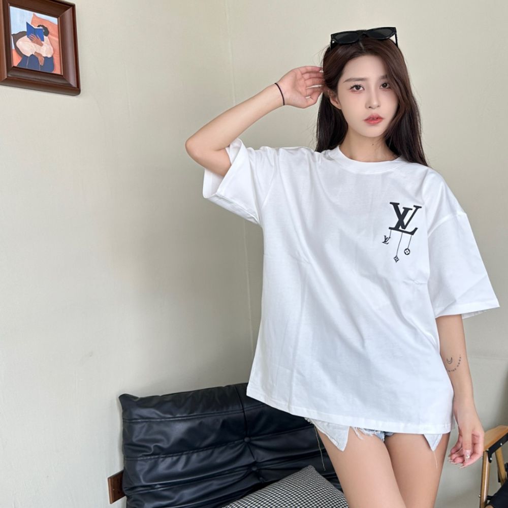 [루이비통] LOUIS VUITTON 펜던트 프린트 티셔츠