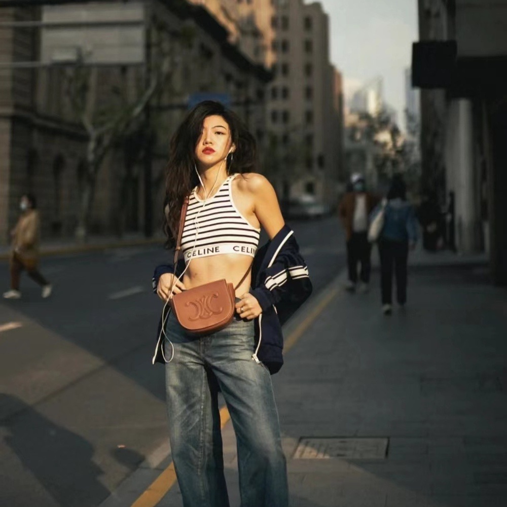 [셀린느] 191502 Celine Bag FOLCO 셀린느 폴코 숄더백 18x16x10cm