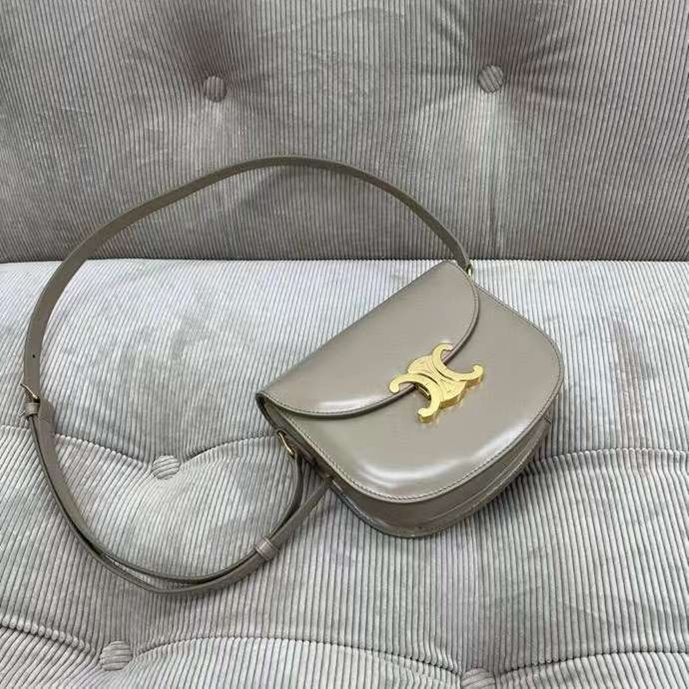 [셀린느] CELINE BESACE TRIOMPHE SHOULDER BAG - 셀린느 트리오페 베사체 캔버스 숄더백 18x16x6cm