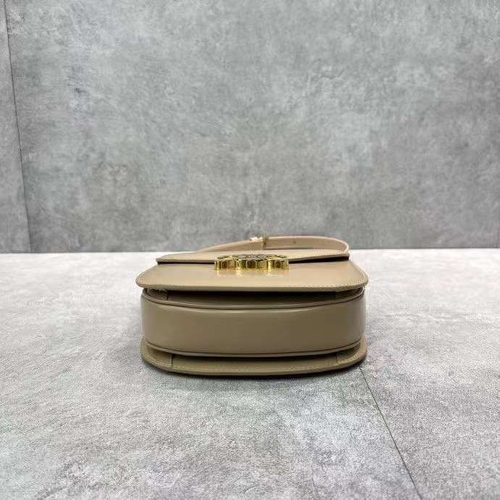 [셀린느] CELINE BESACE TRIOMPHE SHOULDER BAG - 셀린느 트리오페 베사체 캔버스 숄더백 18x16x6cm