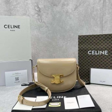 [셀린느] CELINE BESACE TRIOMPHE SHOULDER BAG - 셀린느 트리오페 베사체 캔버스 숄더백 18x16x6cm