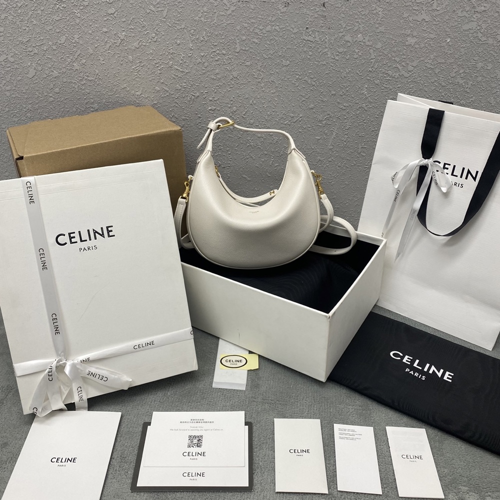 [셀린느] 119599 Celine Bag 셀린느 루루 토트백 22x15x5cm