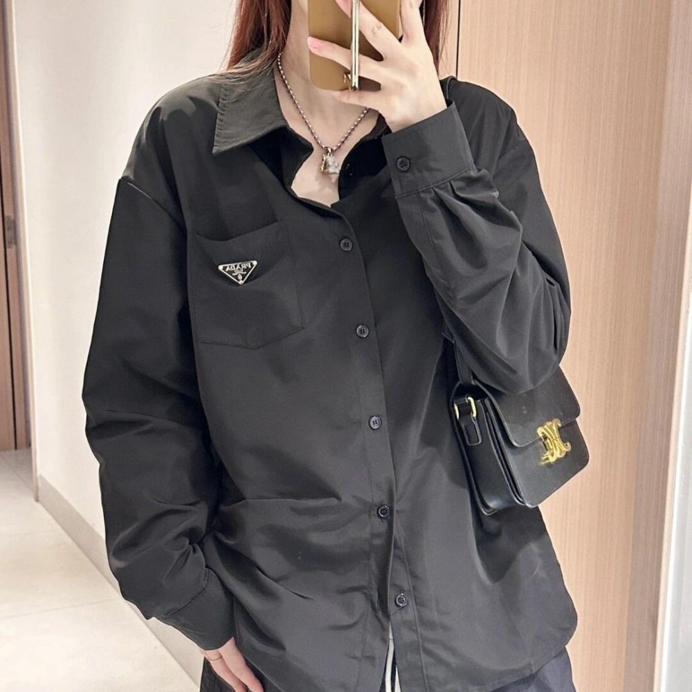 [프라다] PRADA 포켓 트라이앵글 로고 셔츠