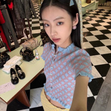 [프라다] PRADA 블루오렌지컬러 레이스 카라 스몰 티셔츠