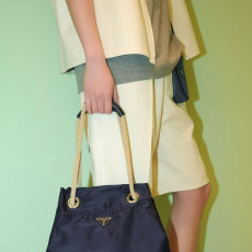 [프라다] PRADA 트라이앵글 램스킨 쇼츠