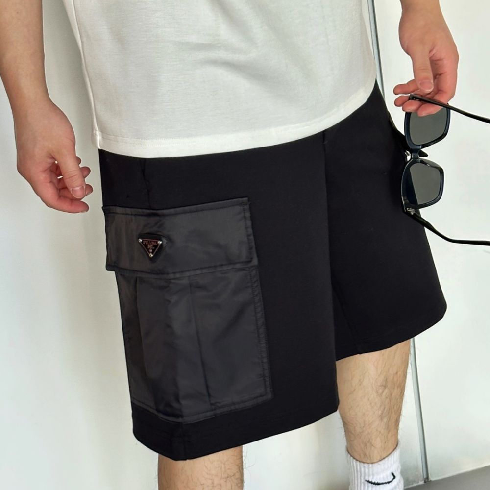 [프라다] PRADA 나일론 사이드포켓 카고 쇼츠
