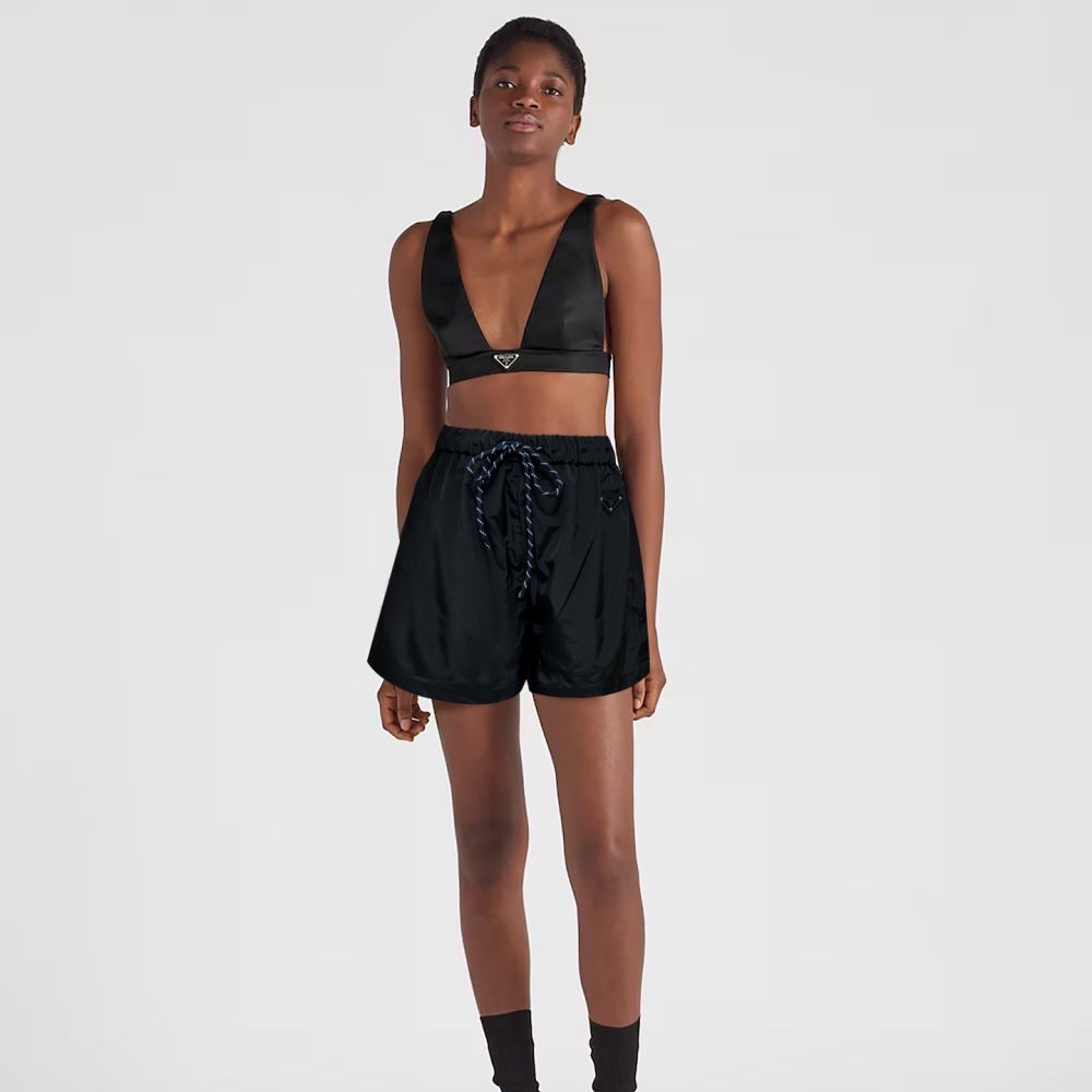 [프라다] PRADA 트라이앵글 로고 쇼츠